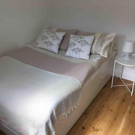Newly Refurbished 2-Bedroom Flat In Notting Hill Лондон Екстер'єр фото