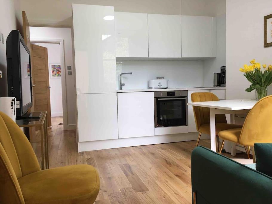 Newly Refurbished 2-Bedroom Flat In Notting Hill Лондон Екстер'єр фото